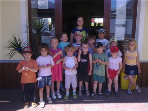 Ukončení školního roku - zmrzlinový pohár v&nbsp;Adrii